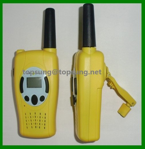 crank dynamo walkie talkie - .jpg