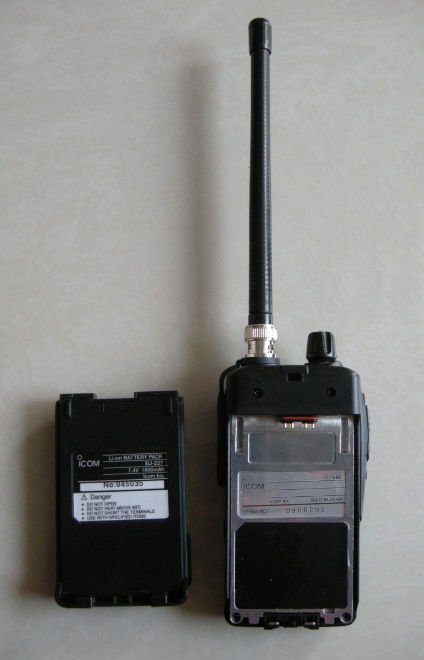 IC-V85 