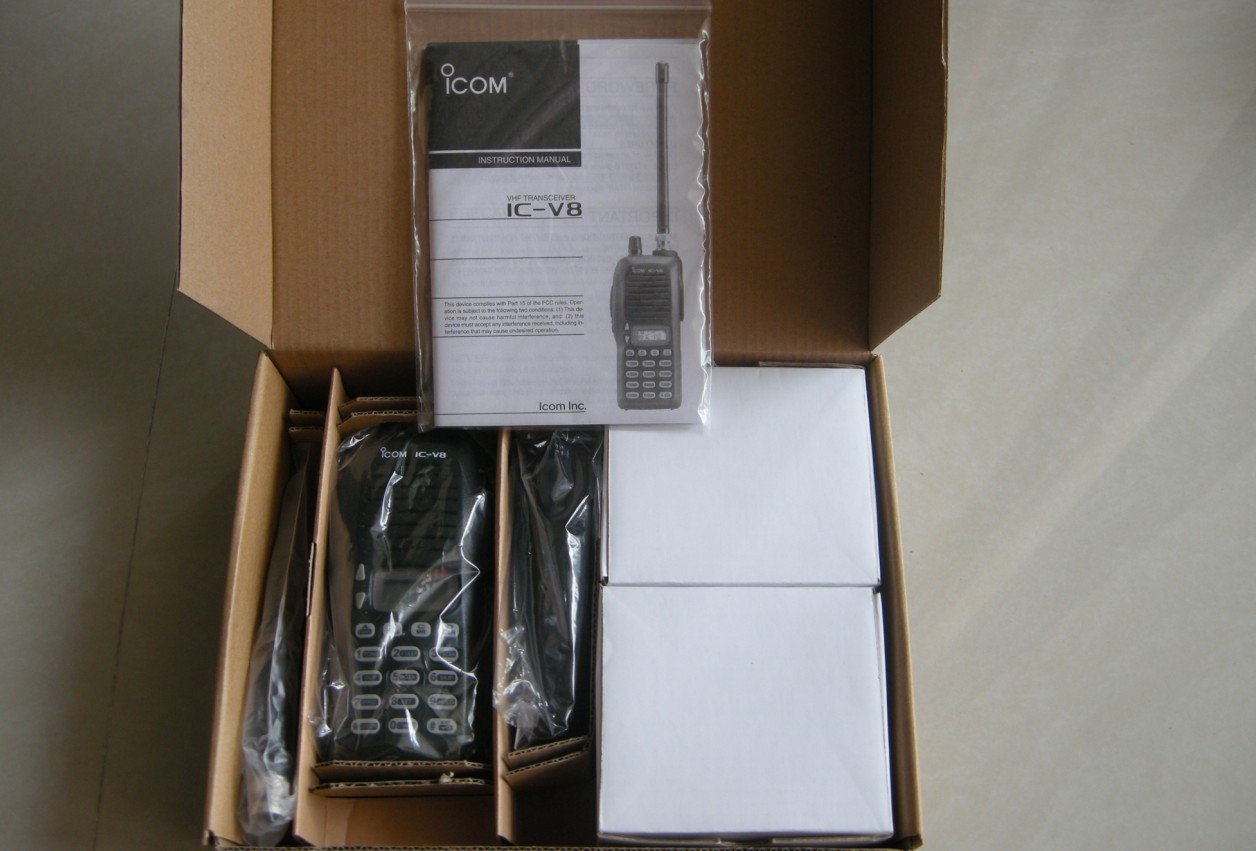 IC-V8 two way radio