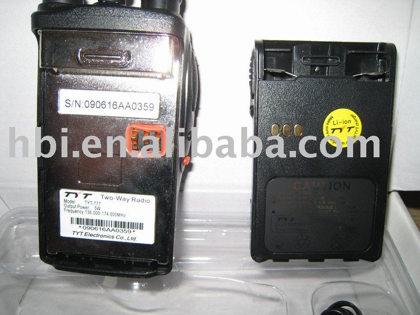 Amateur PC programmable handheld transceiver