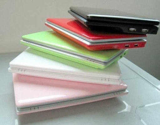 7.7”Inch TFT HD Display 800×480 Resolution 7.4V 180mAh UMPC