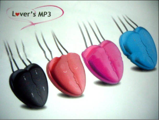 USB2.0 High Speed Mini Heart Shaped Necklace MP3 Players