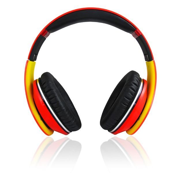 Red Wired Portable Noise Cancelling Headphone
